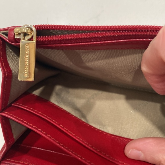 Burberry check red leather continental wallet - Picture 8 of 14